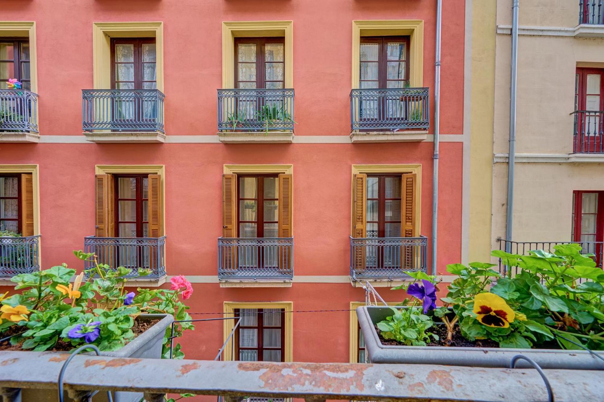 Heart Of Pamplona Apartments IV By Clabao Extérieur photo