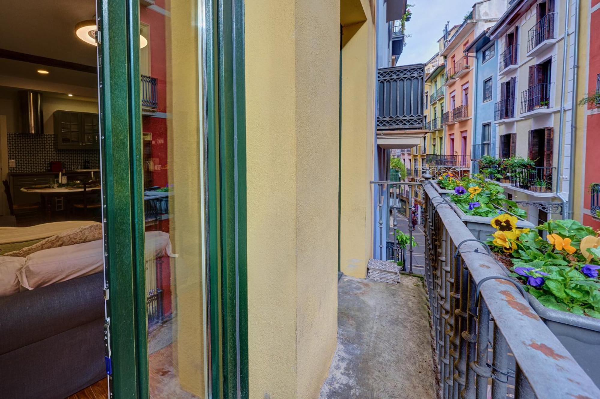 Heart Of Pamplona Apartments IV By Clabao Extérieur photo