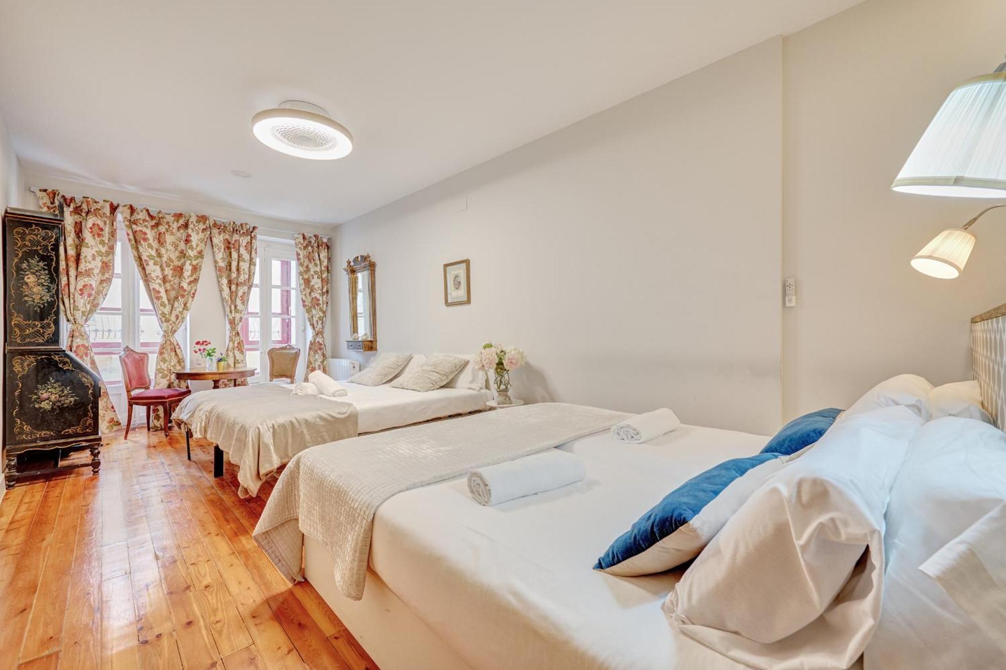 Heart Of Pamplona Apartments IV By Clabao Extérieur photo